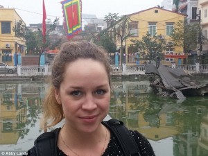 Немав идеја што значи да бидеш ХИВ позитивен. За среќа, тој убаво ми објасни дека тоа е хронична болест со која лесно се живее.