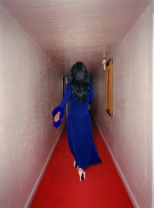 Jane_Hilton_Exit-Red-Carpet_04