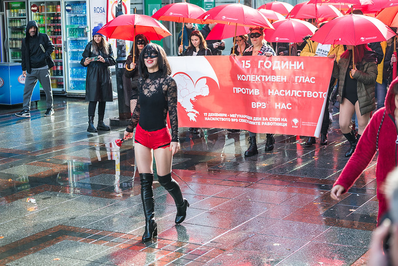 Марш на црвените чадори, 2022, Фото: Ванчо Џамбаски Марш на црвените чадори, 2022, Фото: Ванчо Џамбаски